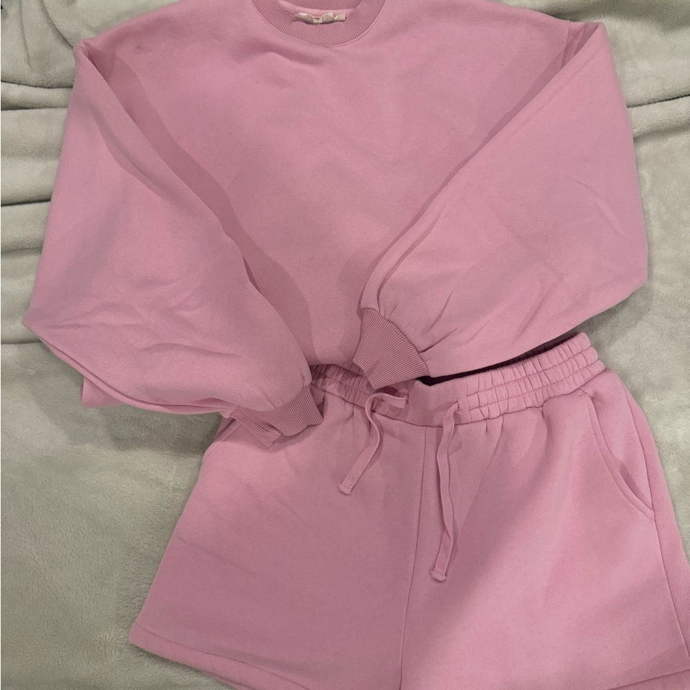 Pink Crew Neck Sweater + short matching set from Womance